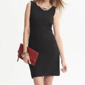Banana Republic Black Sleeveless Sheath Dress Lace Detail Wool Blend Size 8